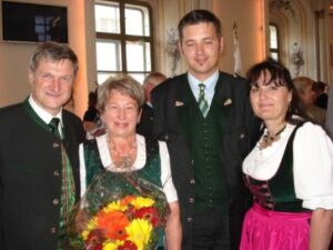 Goldenes Ehrenzeichen des Landes Steiermark für Aloisia Gerold